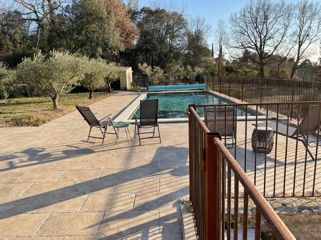 Dependance Cosy Entre Gordes Et Isle Sur La Sorgue Apartment *